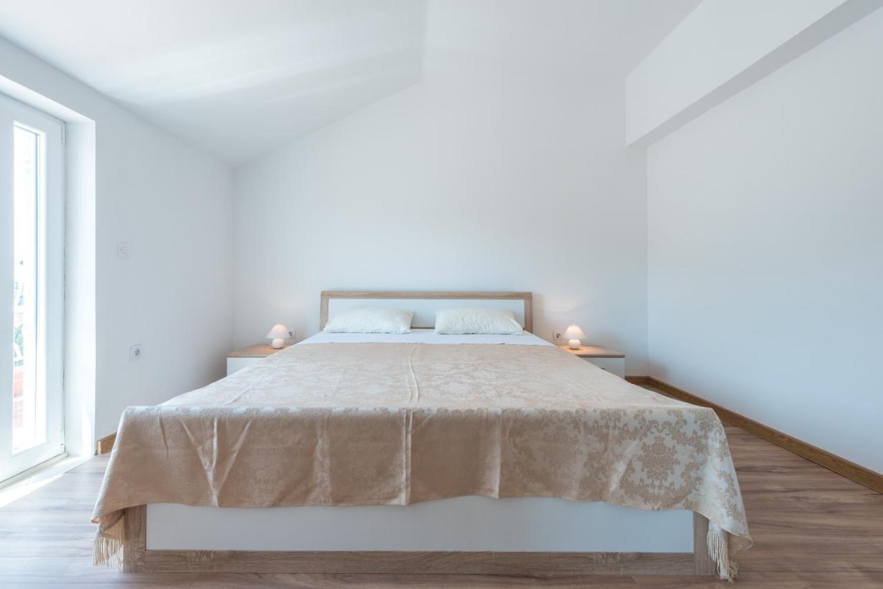 Apartments Lucija Дубровник Номер фото